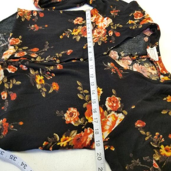 Love Riche Black & Multi Color Floral Tie Front Metal Buttons Good! Size S - Picture 8 of 13
